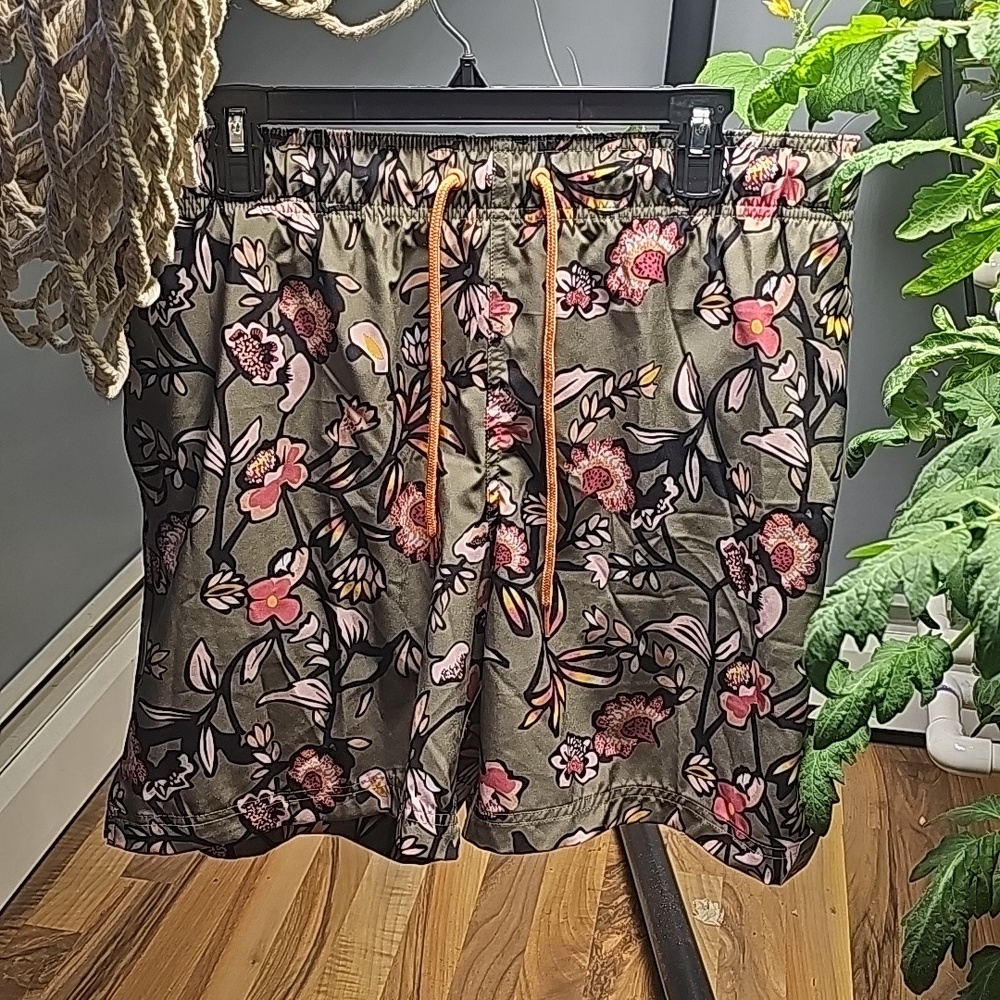 Mens Floral Swim Trunks Above the knee